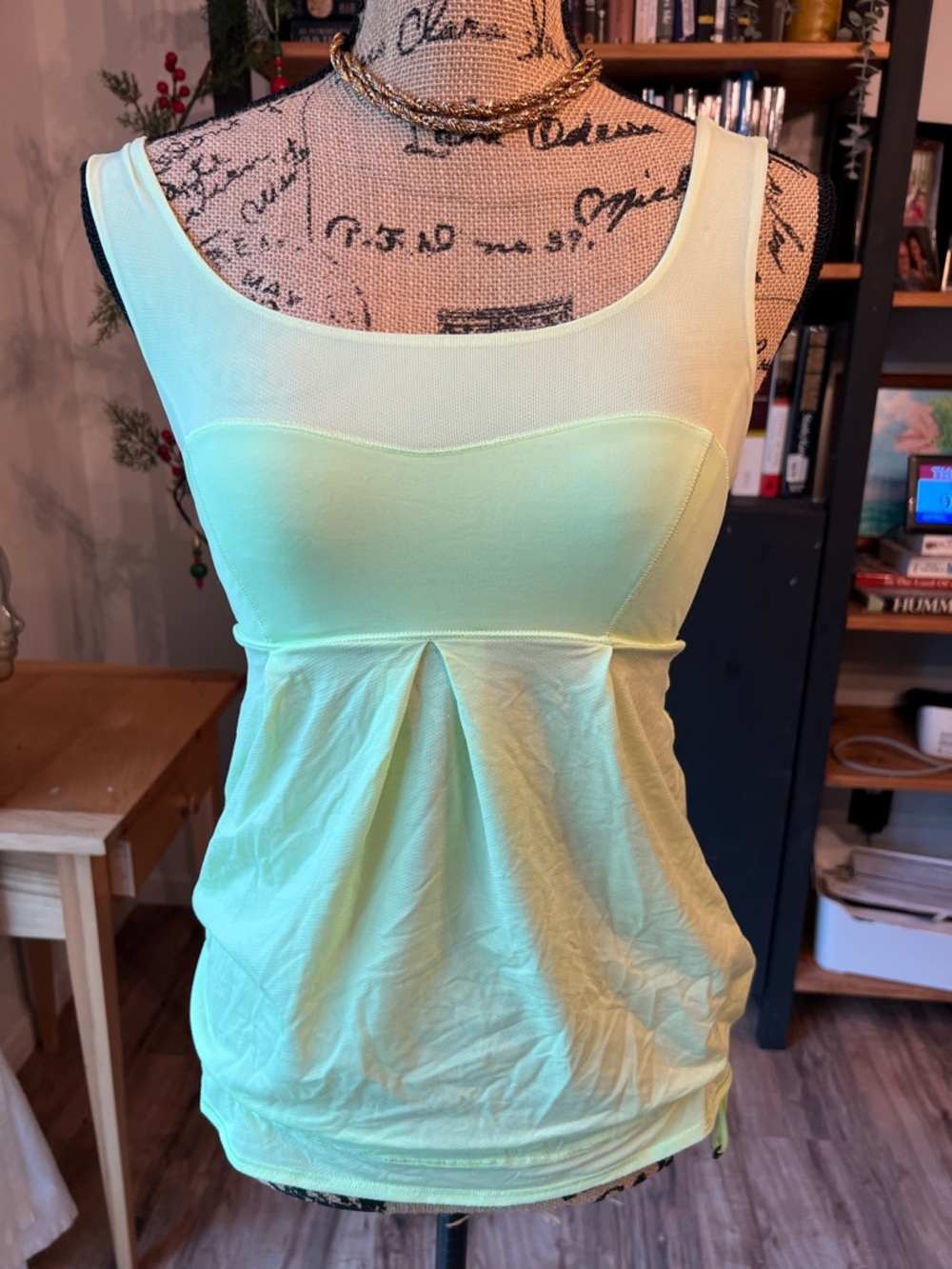 Lululemon Run: Tame Me Tank
